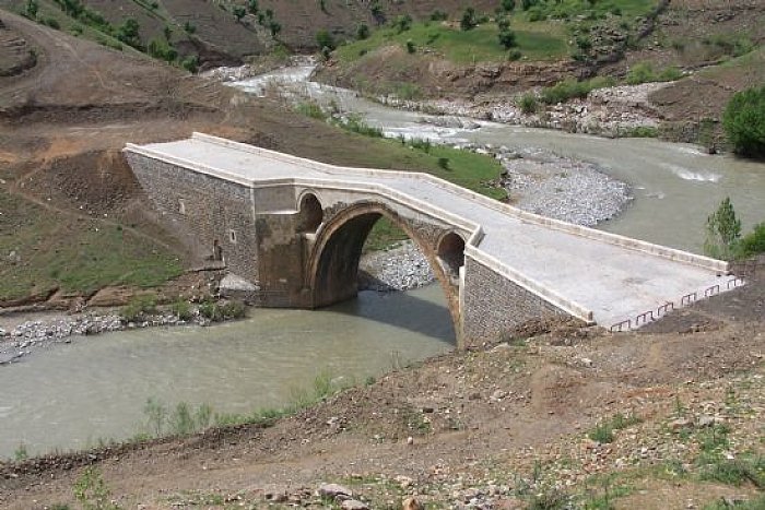 Narlidere (Kasrik) Köprüsü